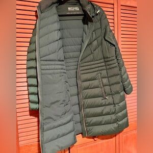 Like new MK puffer jacket